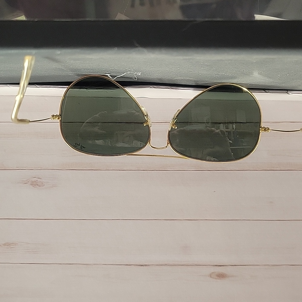 Vintage RayBan sunglasses